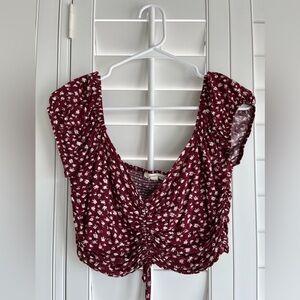 L.A. HEARTS Burgundy Floral Short Sleeve Ruched Crop Top Size Medium